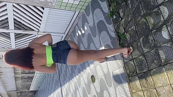 Preview 1 of Gay Cum Drink Teen Boy - Contratei essa empregada para a obra,  n&atilde_o aguentei de tes&atilde_o dessa bunda