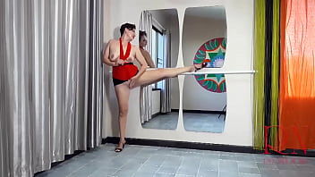 Preview 3 of Bangbros Oiled Ass - Regina Noir. The lady is doing ballet without panties. Naked ballerina upskirt 2