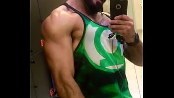 Preview 3 of One Not Enough - Aproveitar o Pump p&oacute_s treino