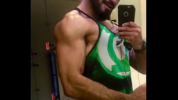 Preview 4 of One Not Enough - Aproveitar o Pump p&oacute_s treino