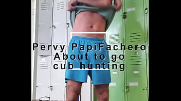 Preview 1 of Privite Cam - Pervy PapiFachero loves his gym,  the best part of working out is cub hunting later in the shower room! WOOF! #bulge #bulg ...