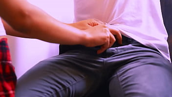Preview 4 of Ajit Sex - La amiga de mi hermanastra es una chica pechugona que me hace perder el aliento cada vez que se pone un top ajustado.