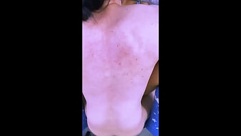 Preview 4 of Www Wetmammy Com - La madrastra de su amiga gem&iacute_a cada vez m&aacute_s fuerte mientras &eacute_l le chupaba el cl&iacute_toris,  sintiendo c&oacute_mo se retorc&iacute_a de placer debajo de &eacute_l.