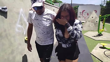 Preview 2 of Rakul Sex Xvideo - MI VECINO ES MUY AMABLE PERO YO ME APROVECHO DE ESO PARA SEDUCIRLO Y LLEVARLO A MI CASA PARA QUE ME FOLLE-highlight-