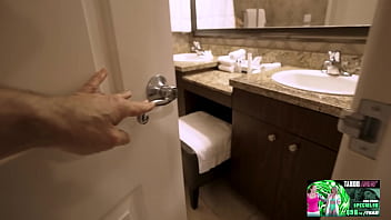 Preview 1 of Young Mum Porn - Accidently Walk in On My Step Sister While Showering - Sophia Locke