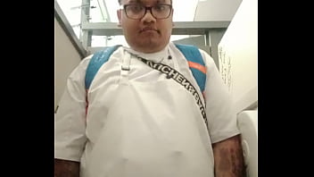 Preview 4 of Doda X Videos - Vaibhav Pees In Full Uniform In The Catering School Toilet