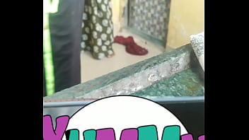 Preview 1 of Donctor Finger - काम वाली बाई को किचन में चोदा