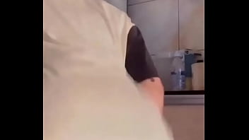 Preview 3 of Mom Sos Bro - Me chama pea conversar?