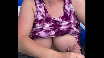 Preview 1 of Mujeres Tienen Sexo Con Perros - Nicebigddd outdoor blowjob