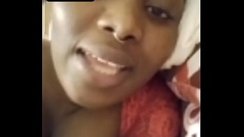 Preview 4 of Dilli Gorl - Val showing me her tits