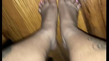 Preview 2 of Mom Hot Son Loda - Like My Toes Put My Toes In Ur Mouth !