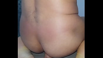 Preview 4 of Temzliki Pornosu - Leke sentando no consolo