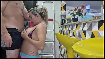Preview 2 of Serves Mane - Que luxo tomar no cuzinho pela manh&atilde_..