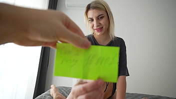 Preview 2 of Rape Bhai Bahan Ki Chudai Video - stepmom loses pussy in tik tok game!