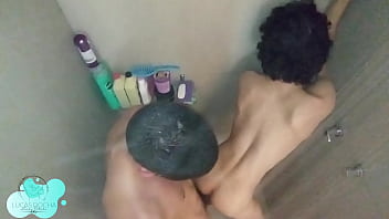Preview 2 of Lindsay Lohan Xxx Hairy - Lucao metendo no mlk no banho