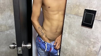 Preview 1 of Funny Made - mi hermanastro no se espera que me desnude y me duche con el para que se excite y me folle y orde&ntilde_e mis tetas