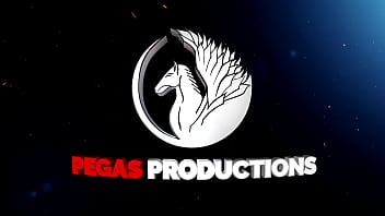 Preview 1 of Veronica Avluv And Evan Stone - Pegas Productions - V&eacute_ro Tinkler Encul&eacute_e devant ses Voisins