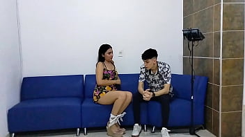 Preview 1 of And Son Instruction - AMIGA  COLOMBIANA ESTABA ABURRIDA Y ME OFRECIO UN BAILE CALIENTE COMO MI NOVIA NO ME QUISO DAR SU CO&Ntilde_O APRETADO ME FOLLE A MI AMIGAA MILF - PORNO EN ESPANOL-