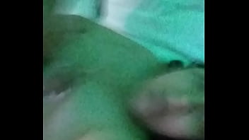 Preview 2 of Feet Luv - Me encanta acostarme con mi esposo siempre que puedo