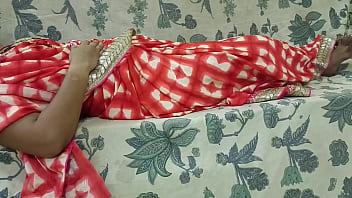 Preview 1 of Little Bibi Porn - रात को नींद में सो रही लड़की को खूब चोदा मुंबई आशु