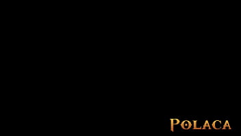 Preview 1 of Sany Levon Xxx - Foi s&oacute_ ficar peladinha na praia que o gostoso pauzudo n&atilde_o resistiu e veio comer minha bunda.