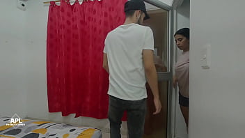 Preview 2 of Milf Busty Towel - Ayudo a mi vecina a calmar su calentura d&aacute_ndole unas lamidas a su co&ntilde_o y meti&eacute_ndole los dedos,  ella me devuelve el favor chupando mi polla y comi&eacute_ndose mi leche