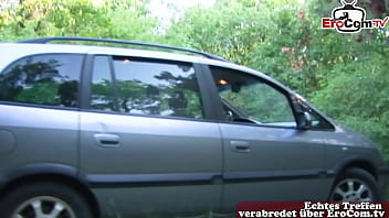 Preview 1 of Sperm British Orgy Video - deutsche mollige Naturbusen reife Milf fickt outdoor