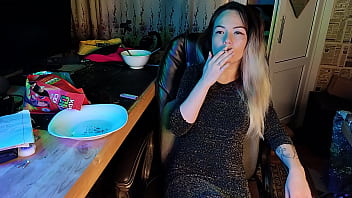 Preview 4 of Robben Pon - beautiful mistress smoking