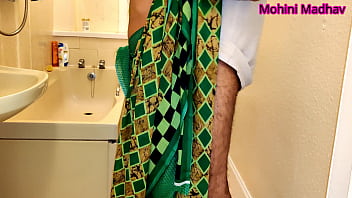 Preview 3 of Fakin Pusi - indian desi neighbour aunty fucked by lover in hotel room with big penis