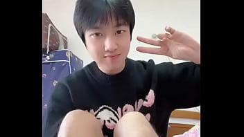 Preview 1 of Men Teen Pino - 鸡巴挺直训练