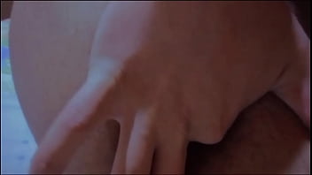 Preview 3 of Horny Arah Slut - Meti&eacute_ndome un dedito por atr&aacute_s
