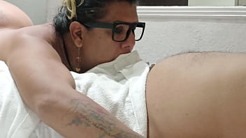 Preview 1 of Small Kid Man - Este gordinho mi fode t&atilde_o gostoso