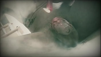 Preview 2 of Vor Publikum - Cera para el pene