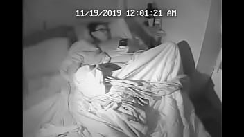 Preview 2 of Shasur Aur Bhau - Wife gets off on the cam