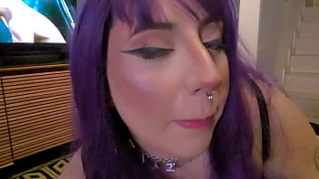 Preview 4 of Jealous Zade - Gamer mamando no sof&aacute_ bem gostoso