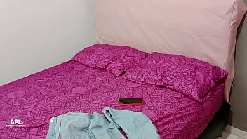 Preview 1 of Beatriz Gotti - Hijastra lesbiana sexy y cachonda seduce a su madrastra para tener sexo l&eacute_sbico caliente y h&uacute_medo