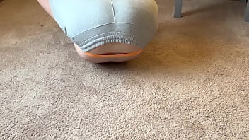Preview 1 of She Dont Know Abo - Epic Farting On Command