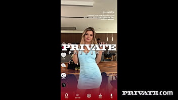 Preview 1 of Japanese Sex Vedos - Renata Fox,  Horny Influencer A