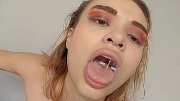 Preview 1 of Italyan Posperma Pornrn - Thristy Naughty Babe Slut Sucks On My Fat White Cock !