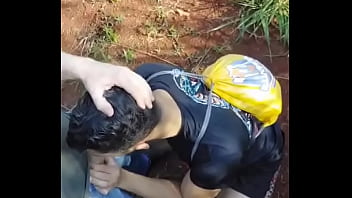 Preview 3 of Xxx Www Pood - Moleque de Foz do Igua&ccedil_u me levou no mato