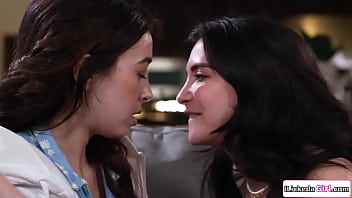 Preview 2 of Rep Masada - Lesbian teen and bff having 3some pussy licking with stepmom