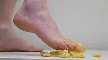 Preview 2 of Korean Anal Fucking Scandal - Banana feet squash and taste