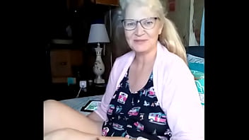 Preview 1 of Tanlines Mature - Vee In A Private Chat 1. Farts! Sexy! Live