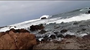 Preview 2 of Blacked Bonde - En la playa