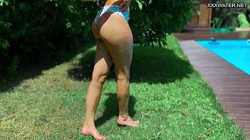 Preview 2 of Bhabhiji Sex Videos - Sexy Russian Spanish chick outdoors