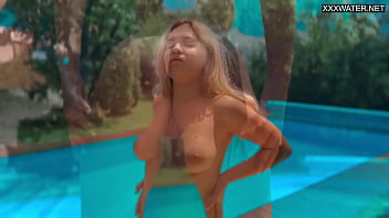 Preview 3 of Bhabhiji Sex Videos - Sexy Russian Spanish chick outdoors
