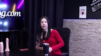 Preview 1 of Sany Leone 3x - Gostava de ficar dando a buceta,  ent&atilde_o come&ccedil_ou como Garota de Programa,  e a Monica Lima deu pra 30 em uma noite - Dieni Ga&uacute_cha (SHEER/RED)