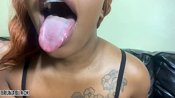 Preview 2 of Hijas Virgenes - Punheta - Guiada Negra safada falando sacanagens enquanto toca sua linda bucetinha meladinha