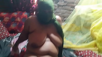 Preview 3 of GArgantas Profundas - Mature Desi Aunty ki Chudai
