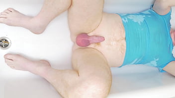 Preview 3 of Sxe Viode Hd - Panties off and golden shower